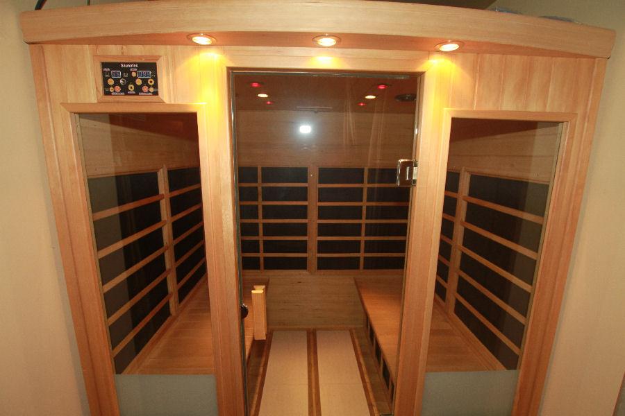 Amerec Day Spa Far Infrared Sauna